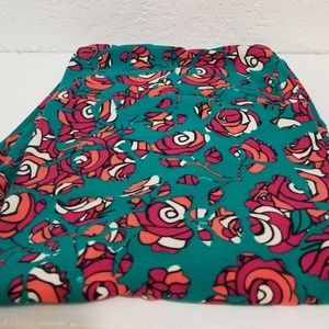 Lularoe TC leggings- roses